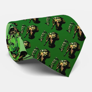 olie uit de tanktank van het leger, geverfd; stropdas