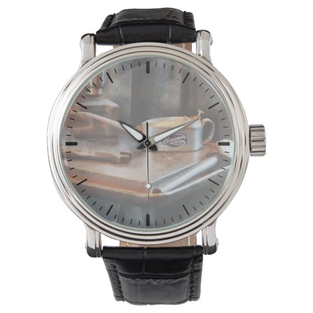 Olieblik en sleutel horloge (Voorkant)