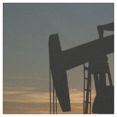 Oliepompaansluiting op zonsondergang 9" stof (Close Up)