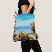 olieschilderbloemen nabij het zee, kamilleveld, tote bag (Dichtbij)