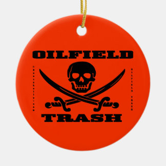 Olieveldafval, schedel & kruisbeenderen, olie, gas keramisch ornament