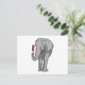 Olifant als kapper met kam briefkaart (Staand voorkant)