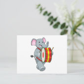Olifant als Musicerende met Trommel Briefkaart (Staand voorkant)