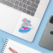 Olifant als surfer met surfplank sticker (Laptop met iPhone)