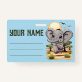 Olifant Baby springt vrolijk in Afrikaanse savanne Badge (Voorkant)