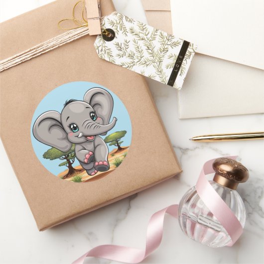 Olifant Baby springt vrolijk in Afrikaanse savanne Ronde Sticker (Geschenken)