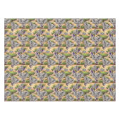 Olifant Baby springt vrolijk in Afrikaanse savanne Tafelkleed (Voorkant (Horizontaal))