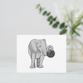 Olifant bij bowlen met bowlingbal briefkaart (Staand voorkant)