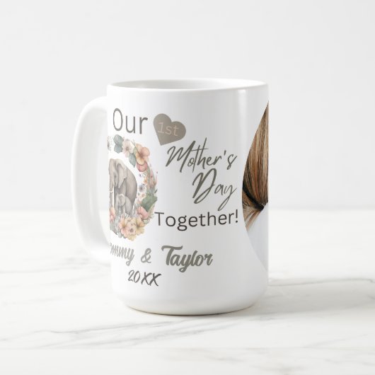 Olifant en baby, onze eerste Moederdag samen Koffiemok (Voorkant links)