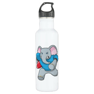 Olifant in Football met apparatuur Waterfles