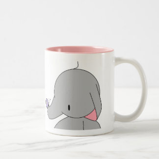 olifant met mok van de vlinder