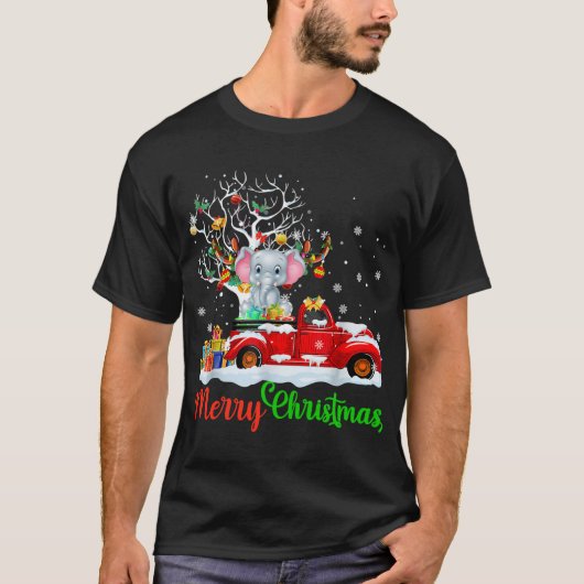 Olifant op Rode Vrachtwagen Kerstmis Pyjama Grappi T-shirt (Voorkant)