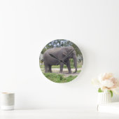 Olifant op Rustige Wandelroute Tijd Ronde Klok (Huis)