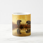 Olifanten bij de Mok van de Koffie van de (Center)