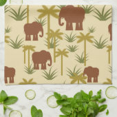 Olifanten en palmen in camouflage theedoek (Gevouwen)