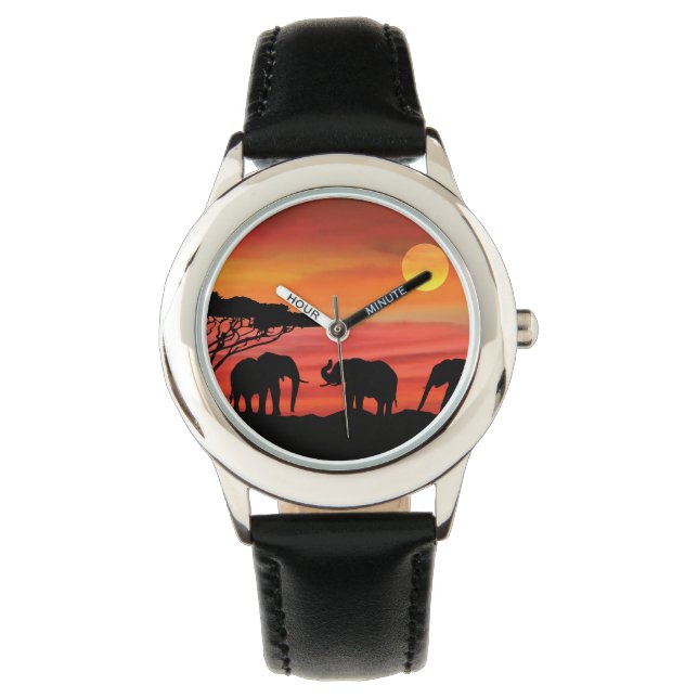Olifanten in de Serengeti Sunset Horloge (Voorkant)