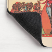 Olifanten optreden met vrouwen en trainers. muismat (Hoek)