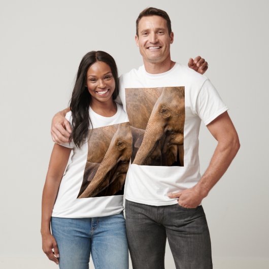 Olifantenfamilie: Majestic Wildlife T-shirt (Unisex)