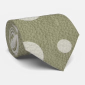 Olijf en witte vlekken en Stippen Stropdas (Opgerold)