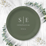 Olijfgroen Monogram bruiloft Papieren Bordje<br><div class="desc">Dit chique minimalistische olijfgroene bruiloft papier bord kan worden gepersonaliseerd met uw monogram initialen,  namen en speciale datum. Ontworpen door Thisnotme©</div>