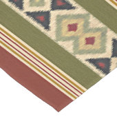 Olijfgroen Mosterd Oker Geel Tribal Ikat Art Medium Tafelloper (Hoek)