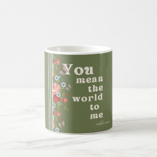 Olijfgroene bloemenmok – Romantisch cadeau met roz Koffiemok