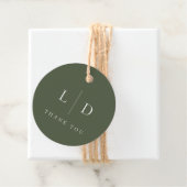 Olijfgroene minimalistische monogram trouw bedankjes labels (In situ)
