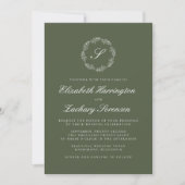 Olijfgroene Monogram Krans Witte Script Bruiloft Kaart (Voorkant)