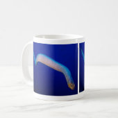 Olijfslang in de Mok van de koffiekkoffie van het  (Voorkant links)