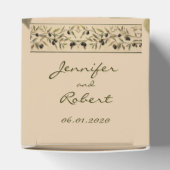 Olive Branch: Een Toscaanse Touch Favor Box Bedankdoosjes (Bovenkant)