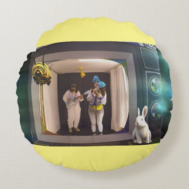 Olive en Dingo op een kussen (Voorkant)