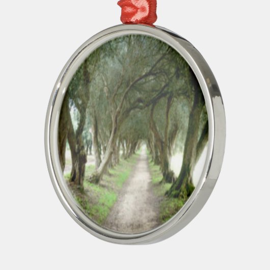 Olive Garden Ornament (Links)