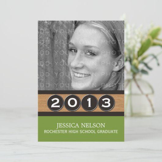 Olive Green Classy Keys Afstuderen Invitation Kaart (Staand voorkant)