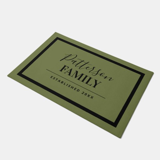 Olive Green Family Monogram Deurmat (Schuin)