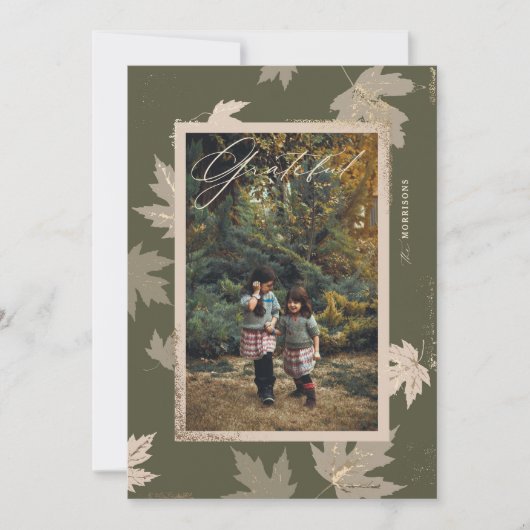 Olive Green Grateful Herfst Leaf Thanksgiving Foto Feestdagenkaart (Voorkant)