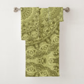 Olive Green Mandala Patroon Ontwerp Bad Handdoek (Insitu)