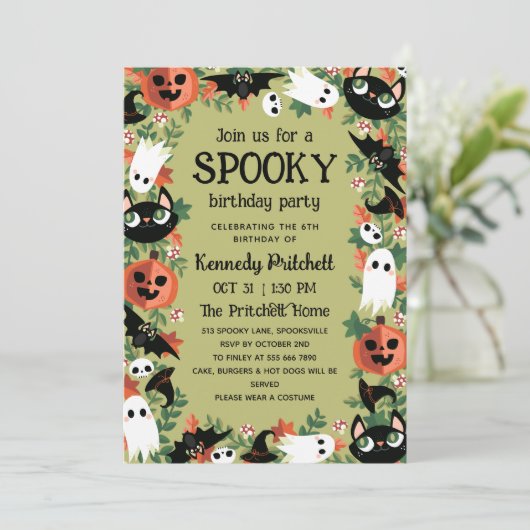 Olive Green Spooky Halloween Kids Verjaardagsfeest Kaart (Staand voorkant)