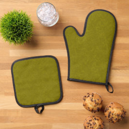 Olive green surface with subtle swirling pattern ovenwant & pannenlap set