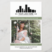 Olive Professionele Fotograaf Logo Grote Foto Flyer (Voorkant)