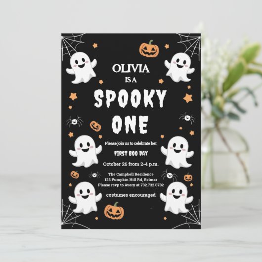 Olivia's Spooky First Birthday Party-uitnodiging Kaart (Staand voorkant)