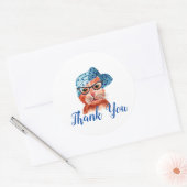 Om het even welke achtergrondkleur een kleine kat  ronde sticker (Envelop)