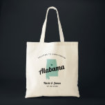 Om het even welke Kleur Alabama Destination Weddin Tote Bag<br><div class="desc">Het weekend is een cadeautas voor gasten uit de stad voor je bruiloft, met afbeelding van Alabama. U kunt de kleuren voor om het even welk deel van dit ontwerp uitgeven, evenals het hart naar de plaats van uw bruiloft verplaatsen. Om kleuren te veranderen, personaliseert de klik en dan "uitgeeft...</div>