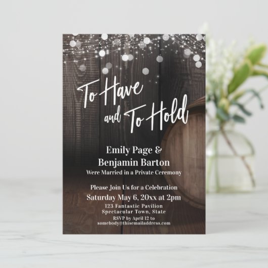 Om houten wijnvat en lichten te hebben en te houde kaart (Staand voorkant)