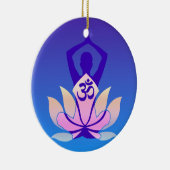 Om Lotus Yoga Pose Paars Hue Keramisch Ornament (Rechts)