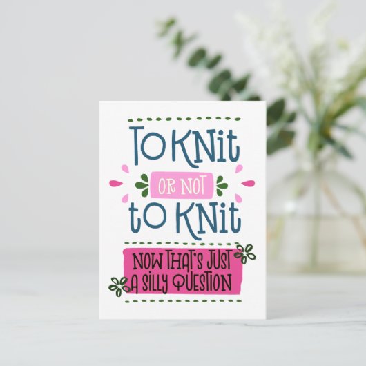 Om of niet breien te breien - Grappig het Breien Briefkaart (Staand voorkant)