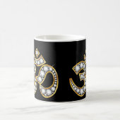 Om Symbol met "Diamond" Stones Koffiemok (Center)