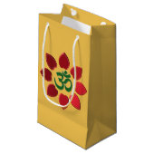 Om-symbool Klein Cadeauzakje (Voorkant Gekanteld)
