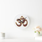Om Symbool met "Robijnrode" Stenen Ronde Klok (Huis)