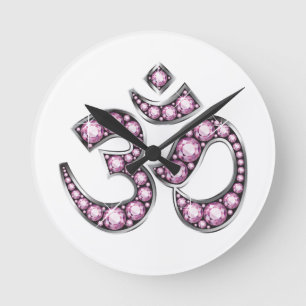 Om Symbool met "Roos Quartz" Stones Ronde Klok