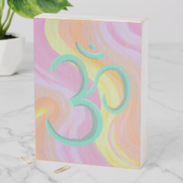 Om Wood teken Houten Kist Print